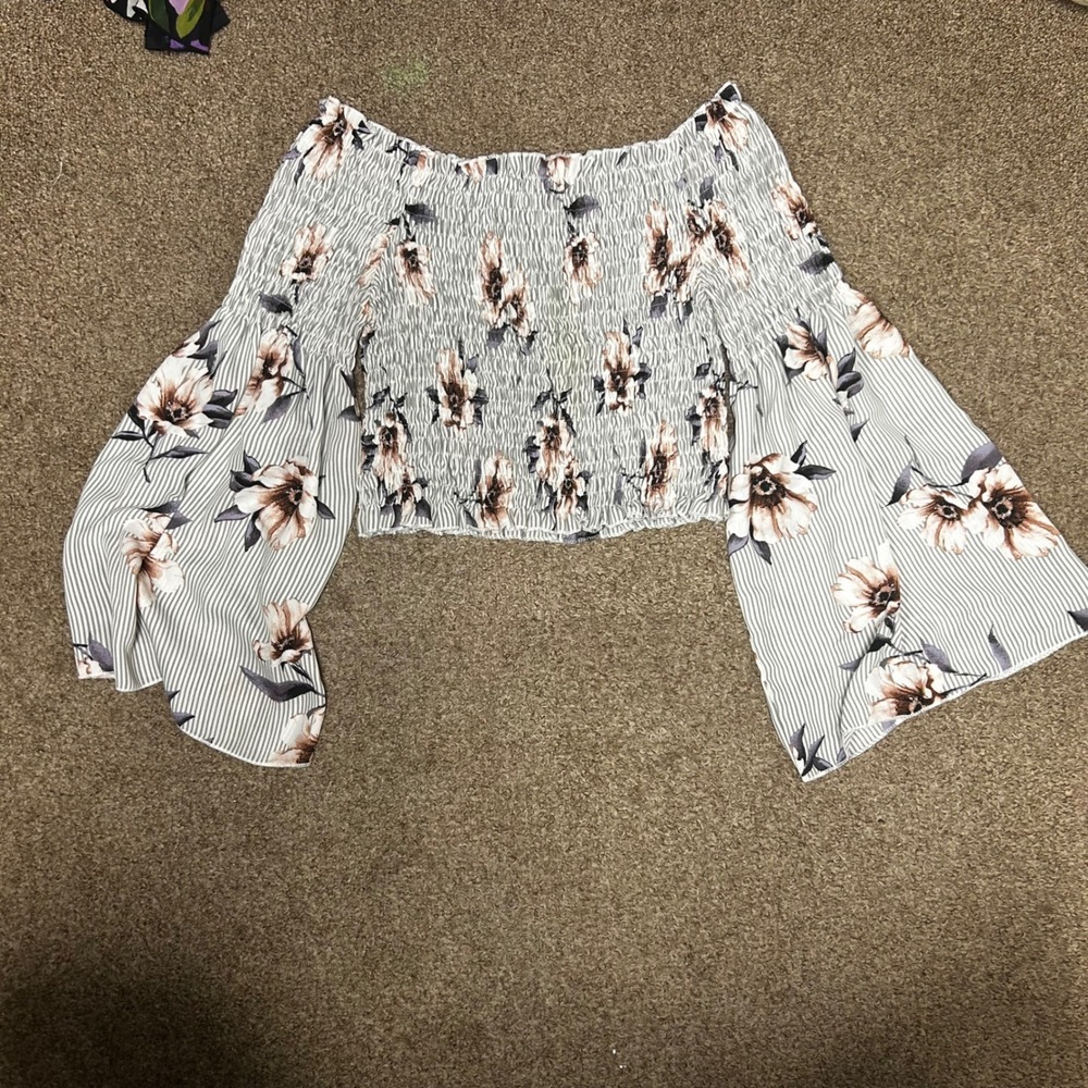 Boho Floral Smocked Off Shoulder Crop Top Bell Sleeve Boutique L Summer Festival
